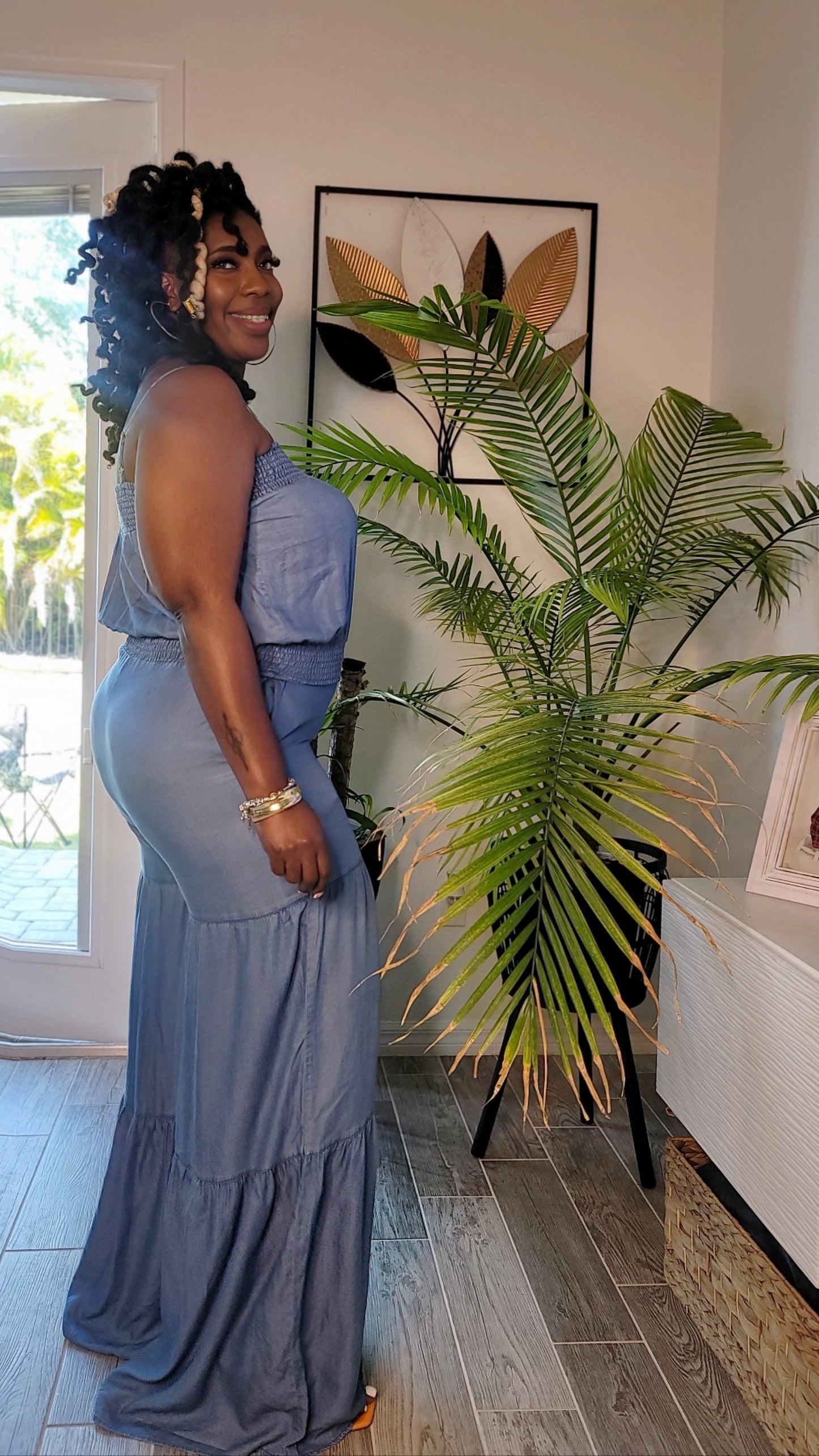 Classic Denim Palazzo Jumpsuit – Adjustable Straps & Wide Leg