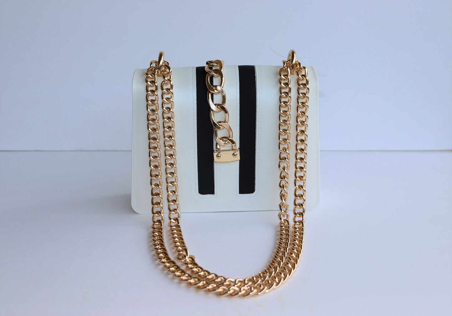 Madona Clutch