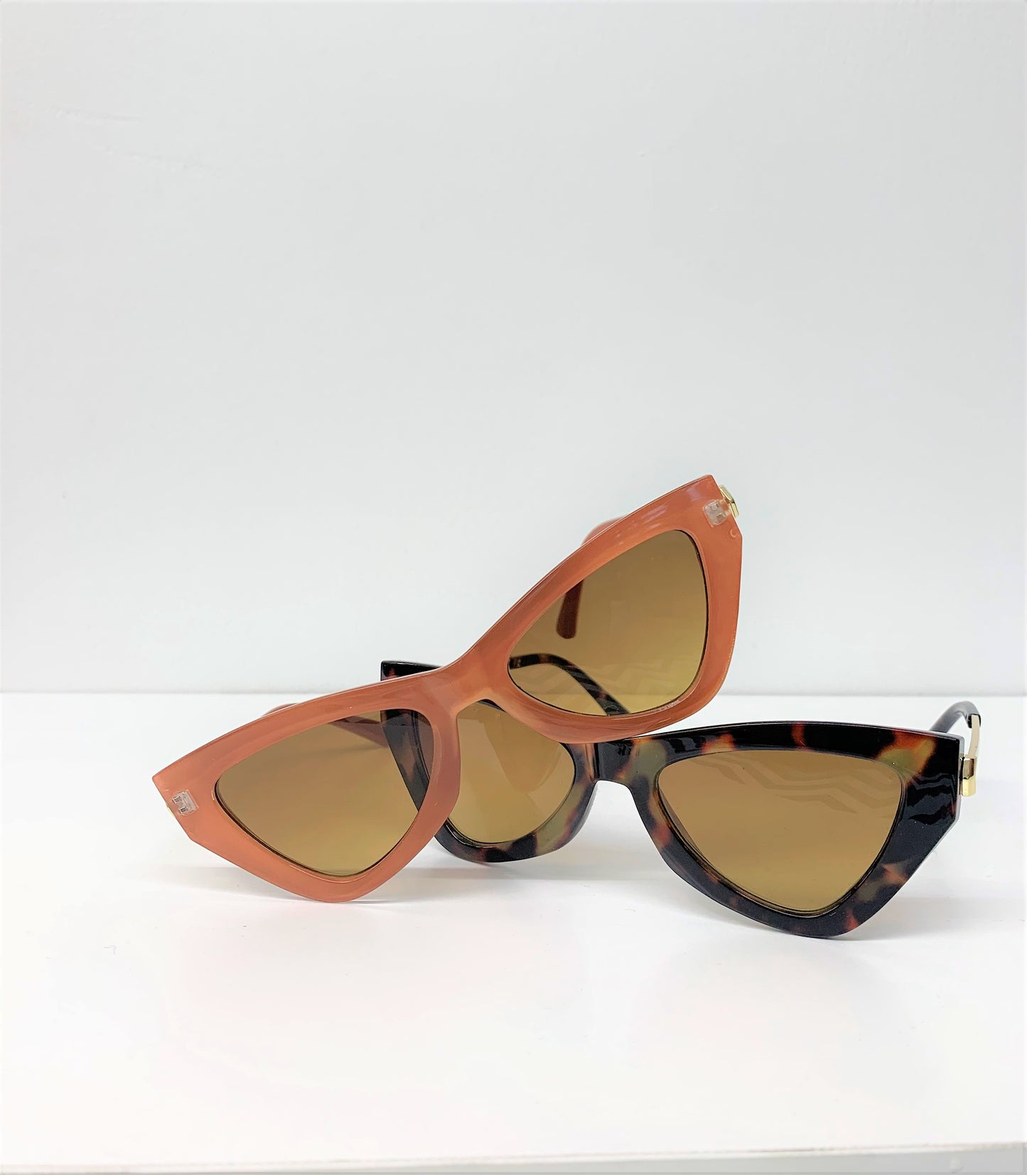 Purrr-Fect Cat Eye Shades | Bronze